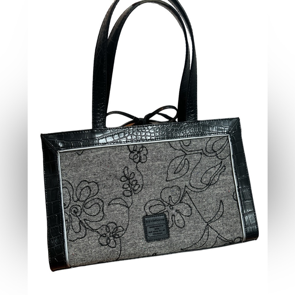 VINTAGE WOOL Liz Claiborne Black/ Gray Embroidered Purse Handbag - Picture 3 of 8